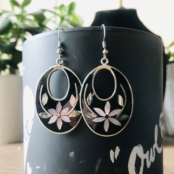 Mexican Silver, Mother of Pearl Earrings - Picture 1 of 6